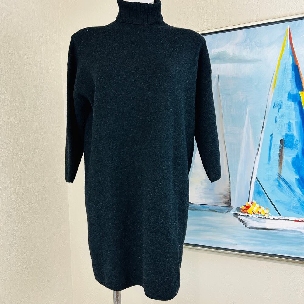 Pomander Place Black Sweater Dress Above knee Turtleneck 1/2 sleeves
Size med - Picture 2 of 7